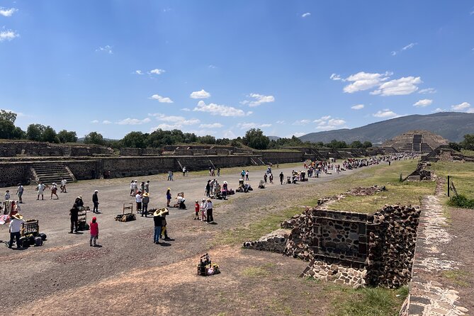100% Private Tour in Teotihuacán Pyramids from Mexico City - Guide quality is the main reason to pay for private service