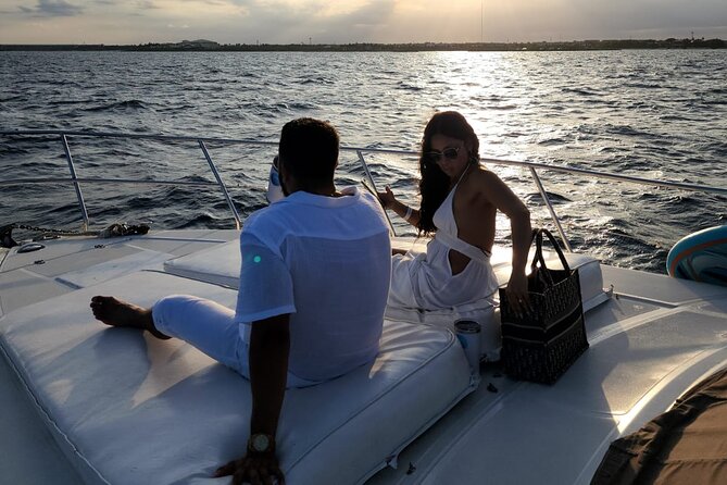 2 Hour Sunset - 47' Azimut, Tulum, Playa del Carmen, Riviera Maya - Open bar, music, and karaoke
