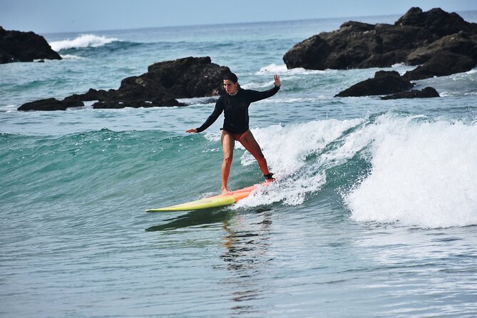 2-Hour Surf Lesson in the Waves of Puerto Escondido - The first part of the lesson: safety and the pop-up