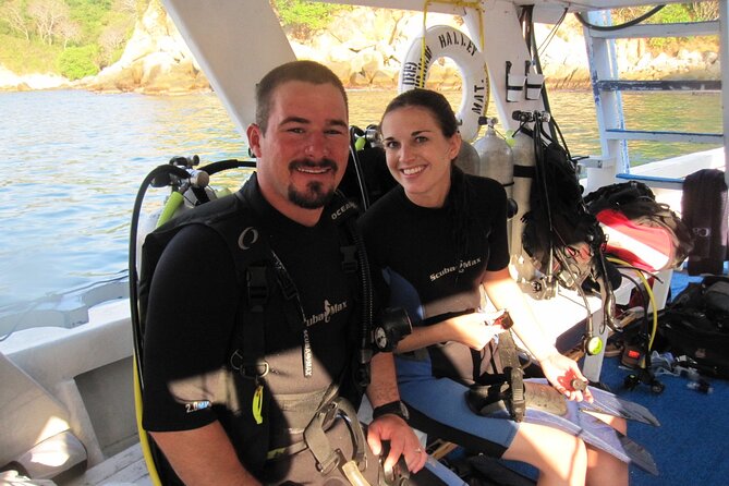 2 Tank Boat Dives for Certified Divers - Marine life around Acapulco and Roqueta Island
