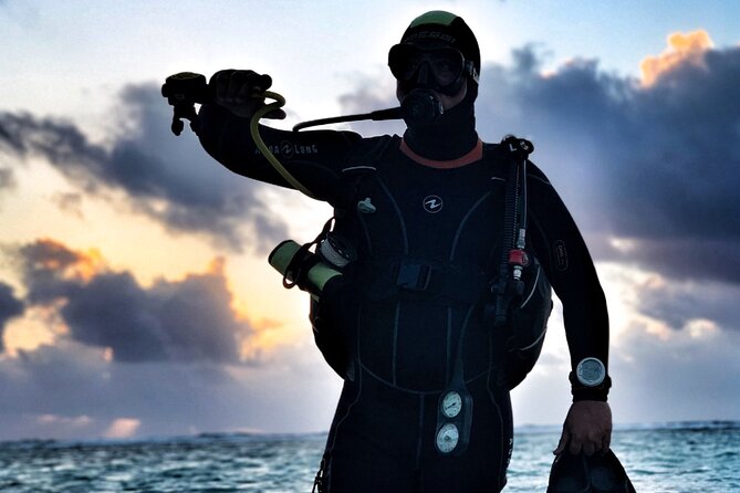 2 Tank Dive (for certified divers) - What happens before the boat leaves