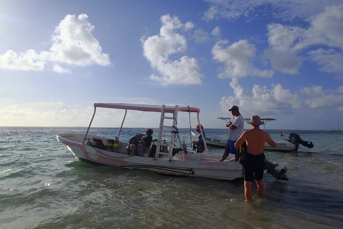 2 Tank Reef Dive in Mexico - Check-in at Wet Set Diving Adventures