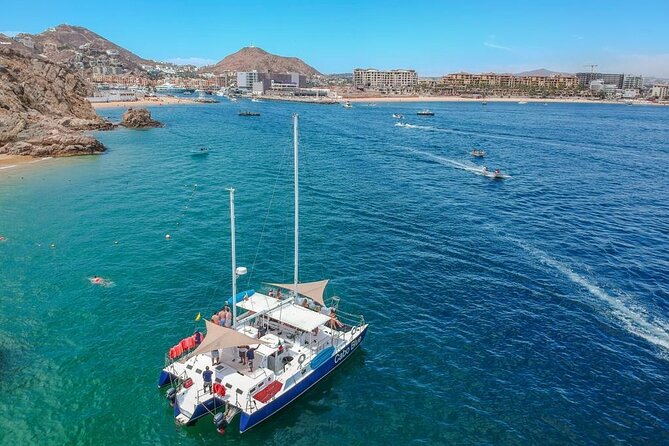 3 hour Snorkeling and Catamaran in Cabo San Lucas - A short catamaran outing with Cabo’s best-known views