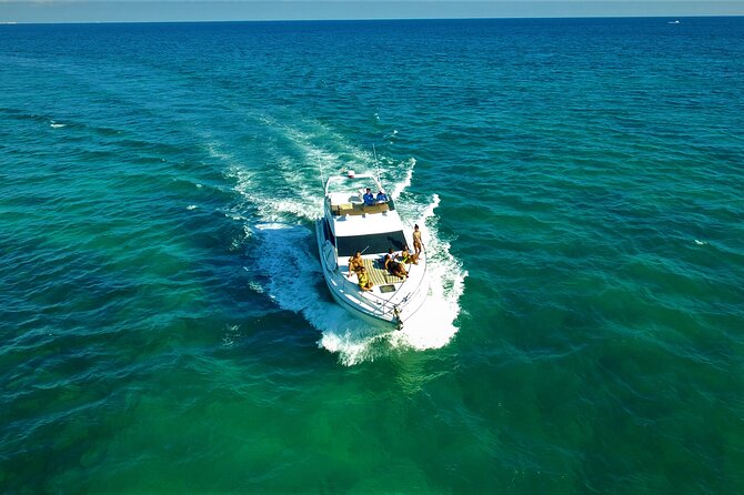 3 Hour Xpu-Ha - 47' Azimut, Tulum, Playa del Carmen, Riviera Maya - Lunch that works well for a group