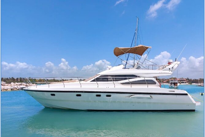 3 Hour Xpu-Ha - 47' Azimut, Tulum, Playa del Carmen, Riviera Maya - Standard drinks, cocktails, and the premium alcohol question