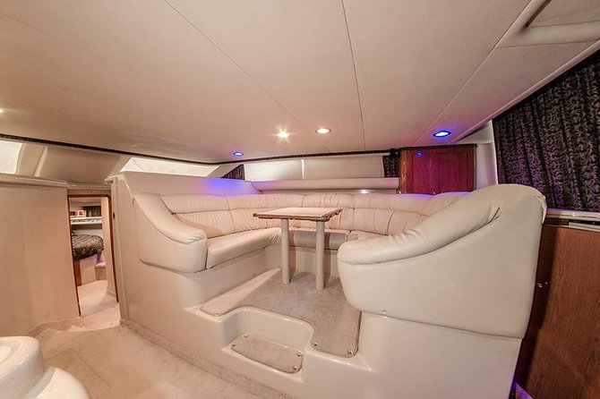 3 Hour Xpu-Ha - 51' Sea Ray Tulum, Playa del Carmen, Riviera Maya - The open bar and what is actually included
