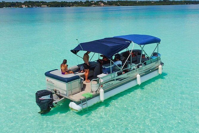 3 hr Pontoon Tour with access to Beach Club and Free Kayaks - What the three-hour route includes