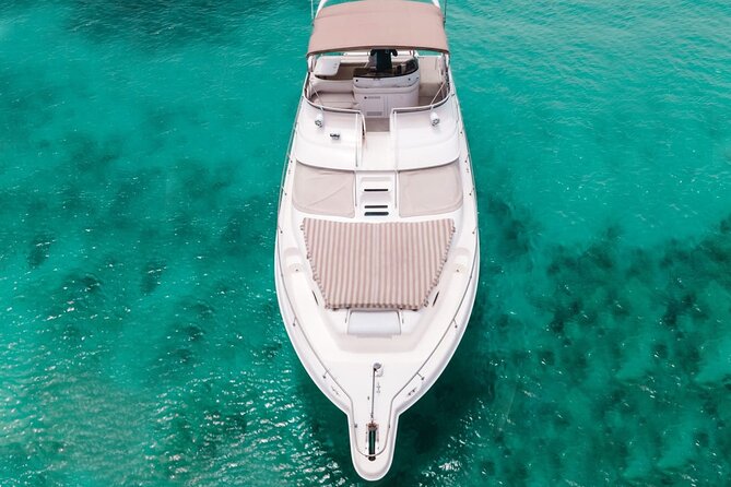 4 Hour - 51' Sea Ray, Tulum, Playa del Carmen, Riviera Maya - The crew can make or break the day