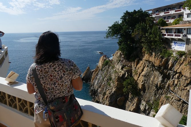 4Hrs Small Group Half Day City Tour with Lunch at High Divers - Does $120.75 provide good value?