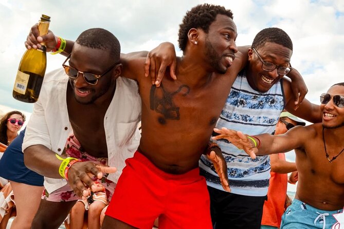 Adults Only Hip Hop Sessions Boat Party Cabo San Lucas - Photos, views, and the best place to stand