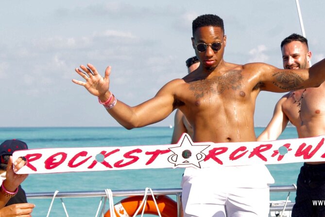 Adults only Hip Hop Sessions Boat Party Cancun - The water stop depends on weather