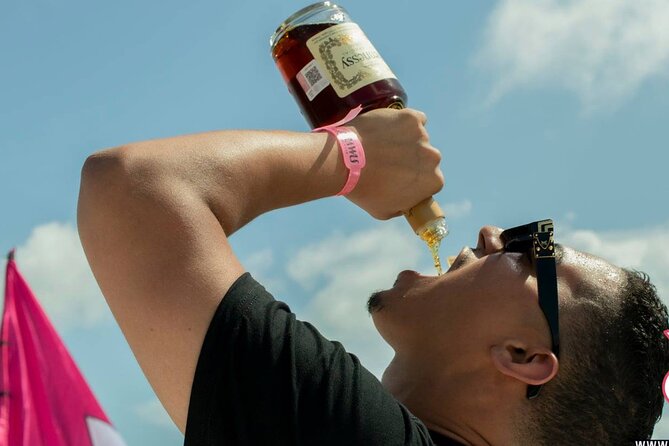 Adults only Hip Hop Sessions Boat Party Cancun - The open bar is useful, but pace yourself