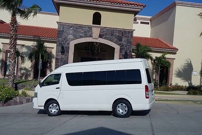 Airport Los cabos Round Trip Transportation - Driver quality can make the difference