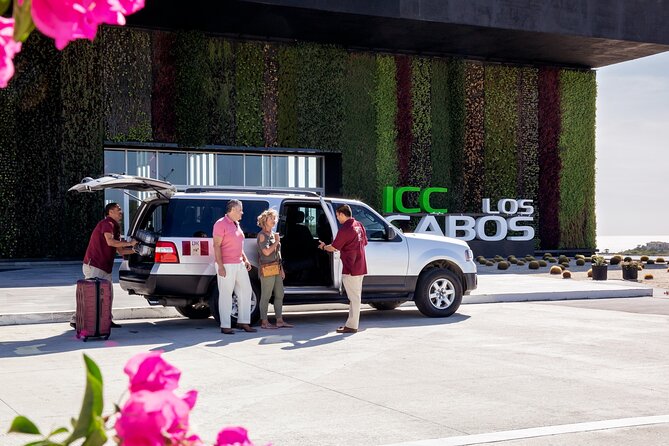 Airport Roundtrip Private Transportation - What the service does well