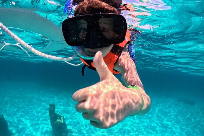 All Inclusive Isla Mujeres Catamaran - Buffet lunch and two hours at the beach club