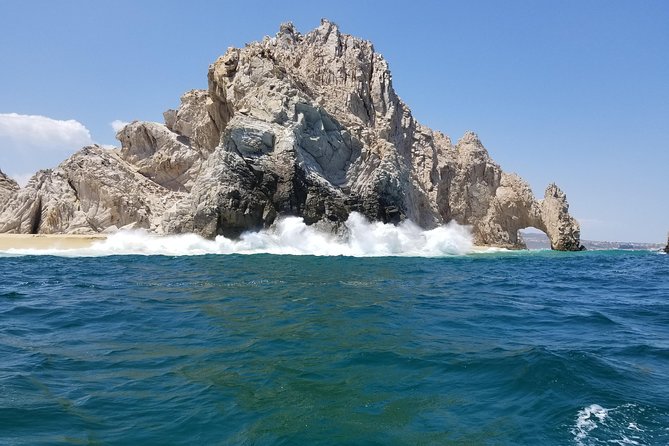Arch Tour with Amazing Captain in Cabo San Lucas - The captains are a major part of the experience