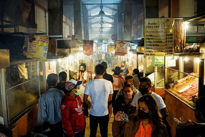 AUTHENTIC OAXACA CULTURAL FOOD TOUR, eat like a local. - Zocalo brings the route back to central Oaxaca