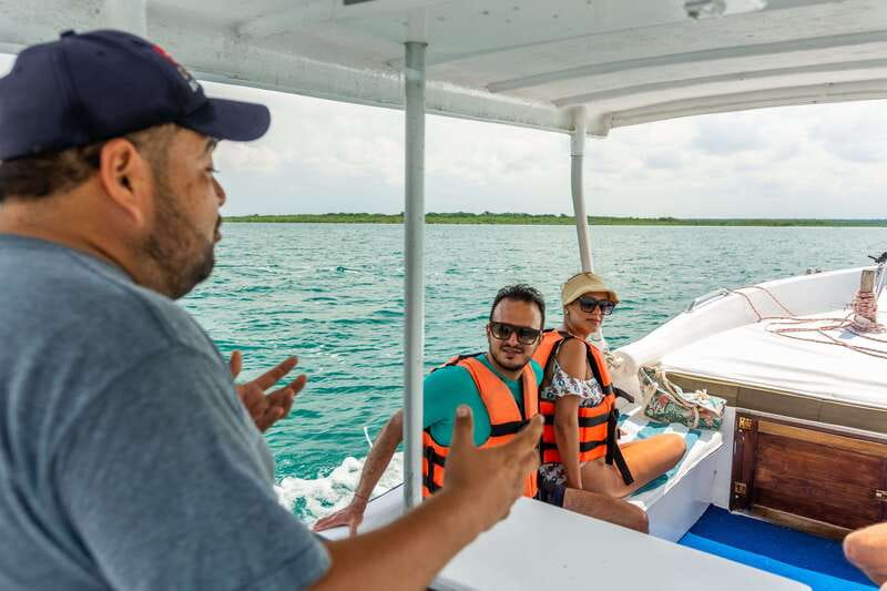 Bacalar: 3 Hour Boat Trip with Swimming & Drinks - Kayak access can make the day longer