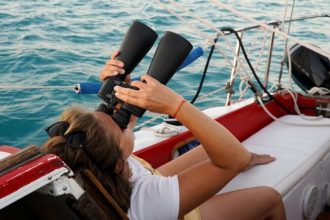 Bacalar: 4hr Private Sailing Tour with Guacamole & Drinks - Why a private Catalina 25 changes the day