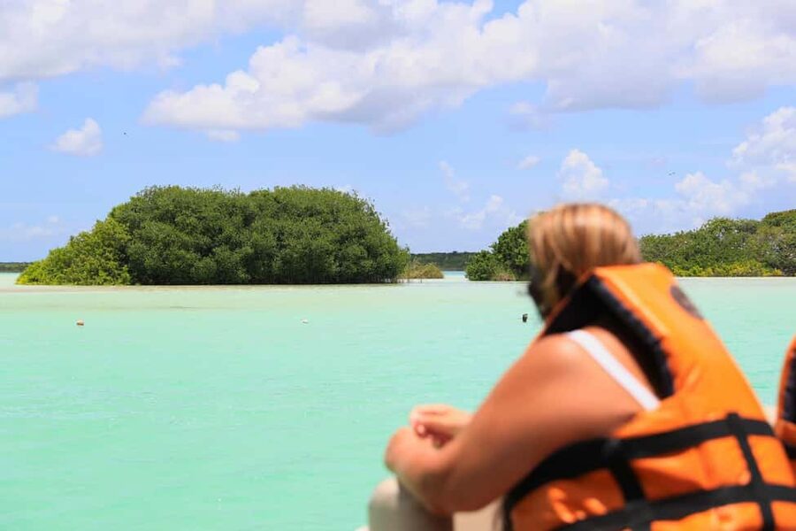 Bacalar: Lagoon, Pirate Canal, Stromatolite Day Trip w/Lunch - Isla de los Pájaros brings a quieter pause