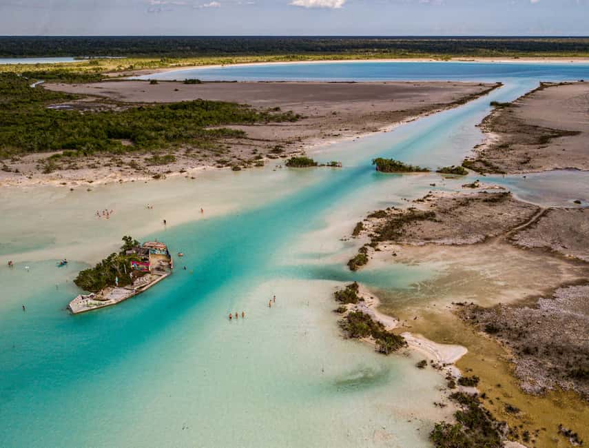 Bacalar: Lagoon Sailing Tour with Snacks and Drinks - Canal de los Piratas and its shallow sand banks