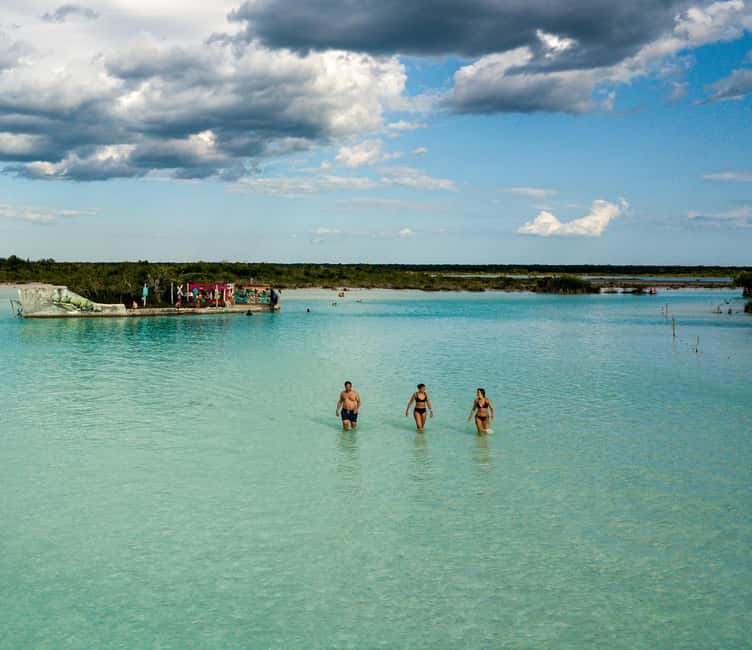 Bacalar: Lagoon Sailing Tour with Snacks and Drinks - Learning to move with the wind