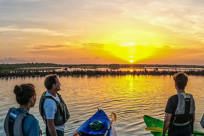 Bacalar Sunrise in Kayak - Is this good value compared with renting a kayak?