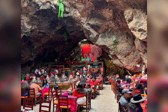 Balloon flight / Breakfast in the cave / CDMX pick-up + Pyramids - Landing ceremony and the transition to breakfast