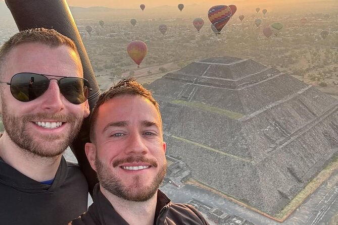 Balloon Flight + Cave Breakfast + Pick Up from CDMX or We Fly - The cave breakfast at La Cueva