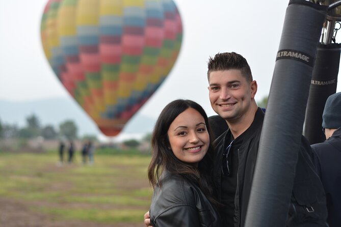 Balloon Flight with Breakfast in Cave and Pyramids of Teotihuacan - Walking the Avenue of the Dead and the pyramids