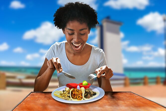 Beachside Tacos & Town Tour with Tequila Tasting From Cancun - Handmade ice cream at Panna e Cioccolato