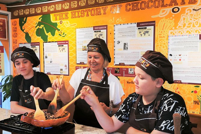 Bean to Bar Chocolate Workshop in Puerto Vallarta - The guides make a real difference