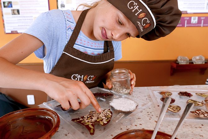 Bean to Bar Chocolate Workshop in Puerto Vallarta - Families, older adults, and practical comfort