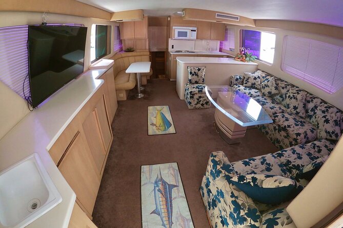 Biggest Luxury Yacht Boat Best in Cancun up to 28 pax - What the $720 price really covers