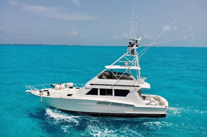 Biggest Luxury Yacht Boat Best in Cancun up to 28 pax - Snorkeling near Isla Mujeres