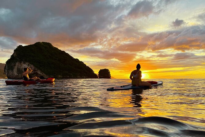 Bioluminescence by kayak or SUP to Los Arcos Puerto Vallarta - What the bioluminescence looks and feels like