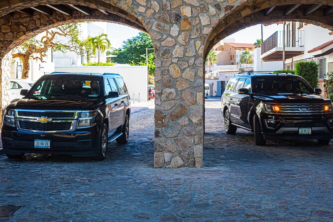 Cabo Airport Transportation - Should you book the Cabo airport transfer?