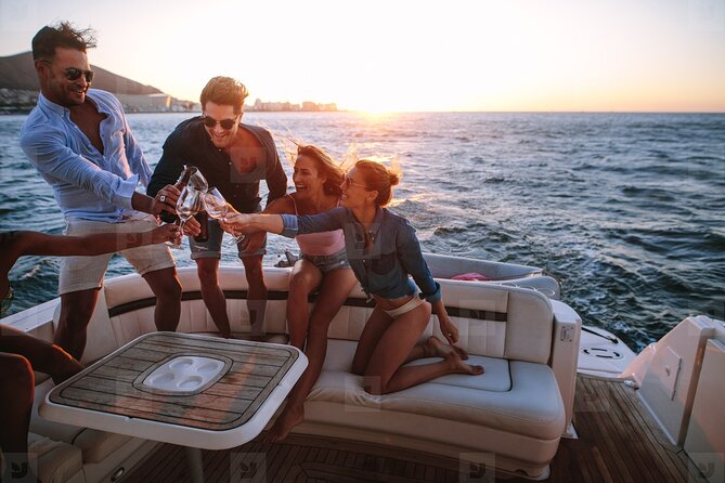Cabo Arch Sunset Yacht Tour - Dinner & Drinks — Up to 18 Guests - A private way to see Cabo’s signature rocks