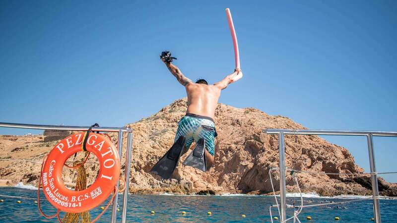 Cabo San Lucas: 4-Hour Snorkeling Cruise with Open Bar - The open bar changes the pace of the afternoon