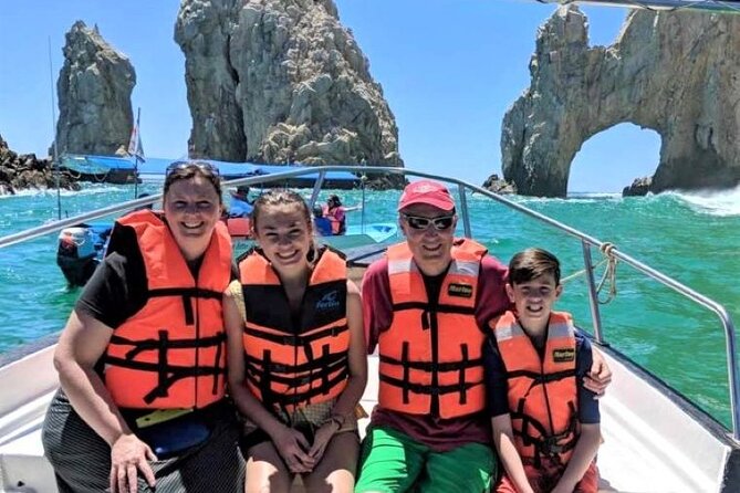 Cabo San Lucas City Tour And Arch Glass Bottom Boat Ride - The downtown portion includes more shopping than sightseeing