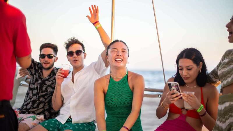 Cabo San Lucas: Sunset Party Cruise with Open Bar - Music, dancing, drinks, and the social scene