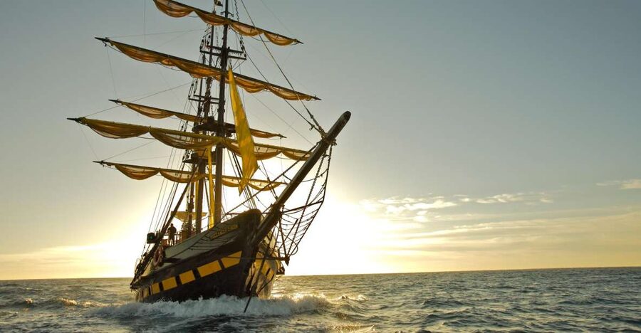 Cabo San Lucas: Sunset Pirate Ship Cruise with Dinner Show - A pirate show with Cabo’s best sunset views