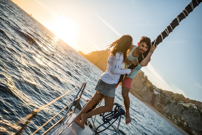 Cabo San Lucas Sunset Sailing Shared Cruise - Crew service makes the difference