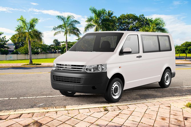 Cancun Airport Hotel Private Transfer by Minivan - Comparing the Price With the Hassle