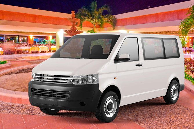 Cancun Airport-Hotel Shuttle Transportation - What the shared van ride is really like