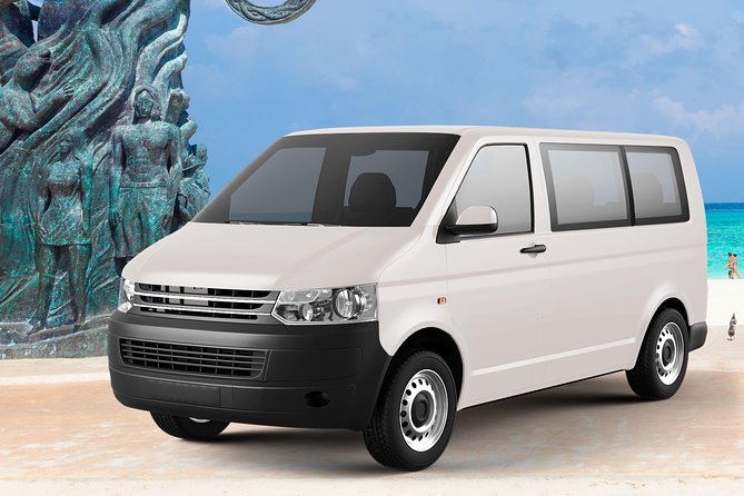 Cancun Airport-Hotel Shuttle Transportation - Finding the representative after customs