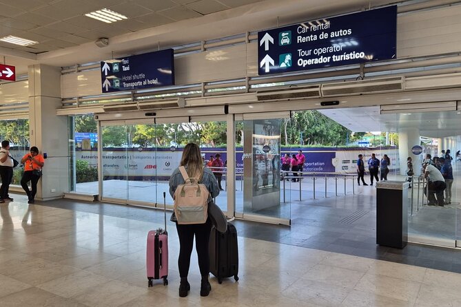 Cancun Airport Private Transfers to Cancun 15 Miles - The details that make the pickup work