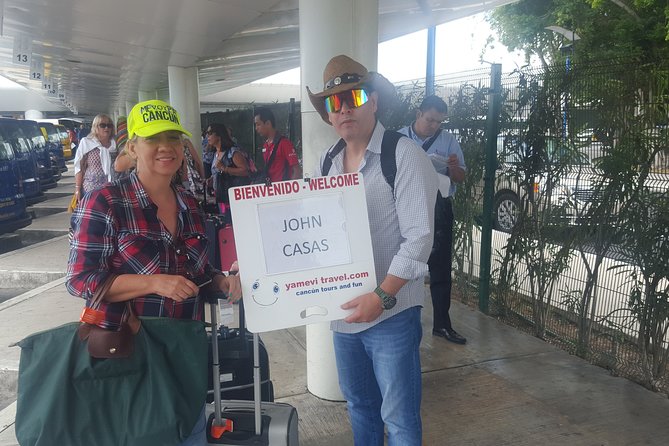 cancun airport shuttle - Finding the representative after customs