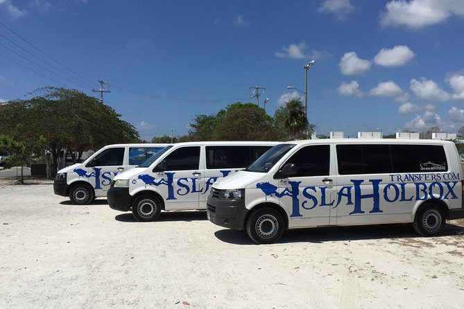 Cancun Airport to Holbox Transportation Private - Meeting your representative at Cancun Airport