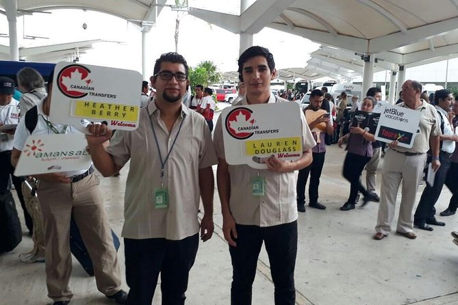 Cancun Airport Transfers - Private Van ROUND TRIP - Finding the driver outside Cancun Airport